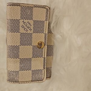 Louis Vuitton Damier Azur 6 Ring Key Case W/LV Dustbag